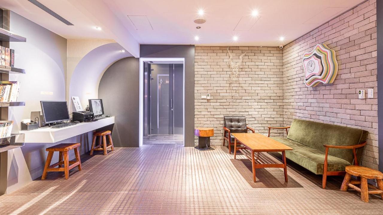 Cityinn Hotel Plus - Taichung Station Branch Екстер'єр фото